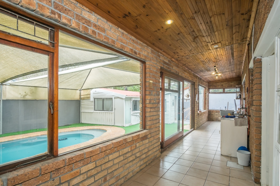 6 Bedroom Property for Sale in Kommetjie Western Cape